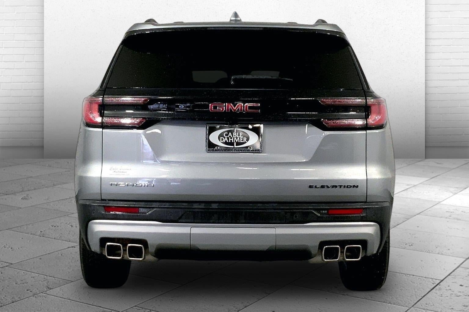 Used 2025 GMC Acadia Elevation FWD image 3