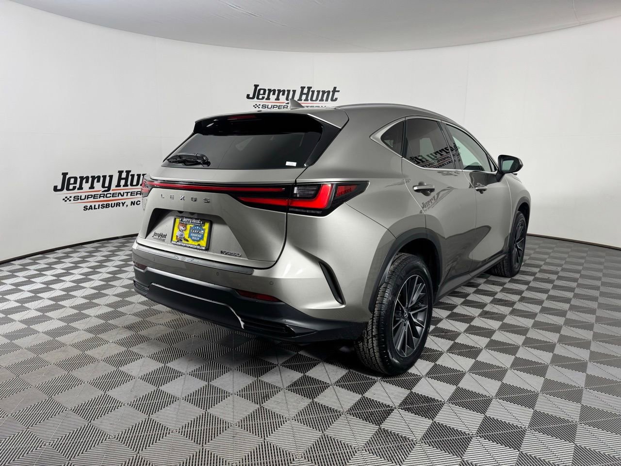 Used 2024 Lexus NX 250 250 Premium image 7