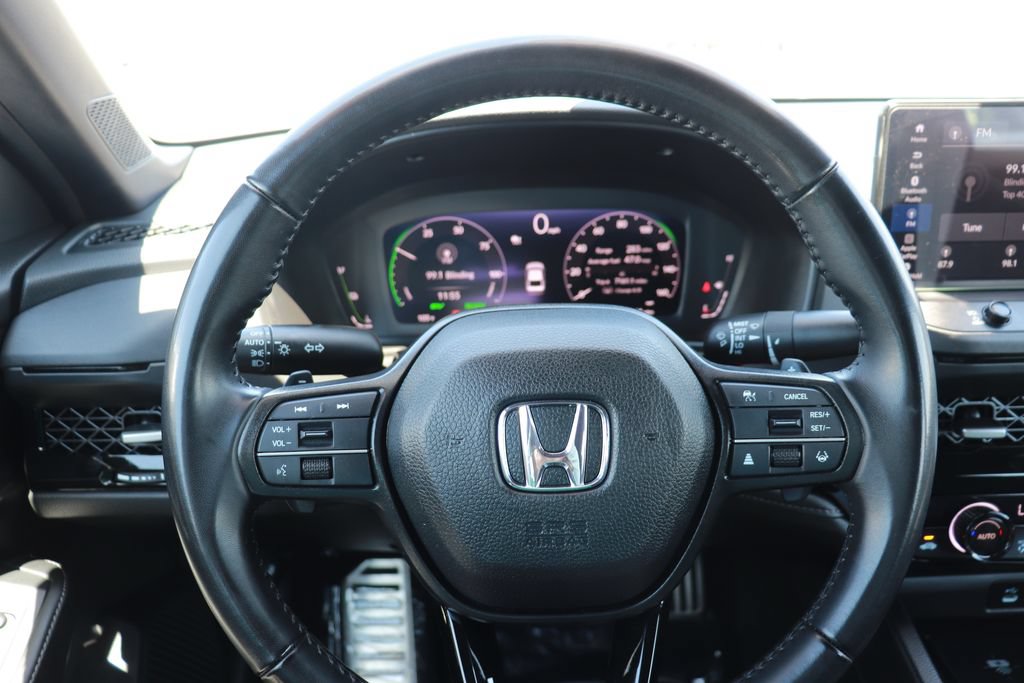 Used 2025 Honda Accord Sport image 21