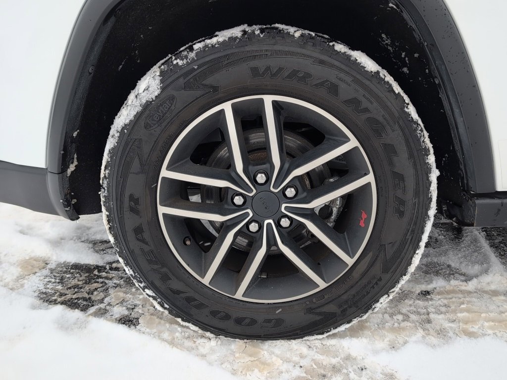 Used 2021 Jeep Grand Cherokee Trailhawk w/ Trailhawk Luxury Group image 10