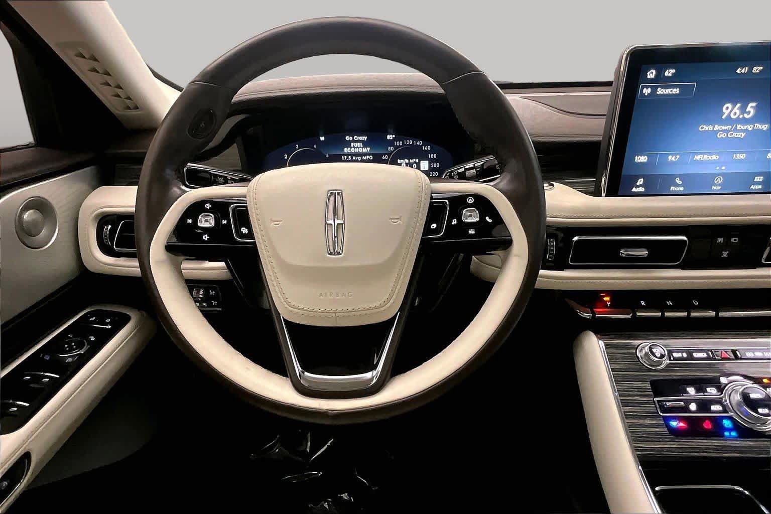 Used 2022 Lincoln Aviator Black Label w/ Dynamic Handling Package AWD/4WD image 6