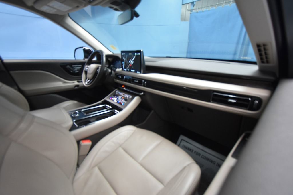 Used 2021 Lincoln Aviator Reserve w/ Elements Package Plus image 26