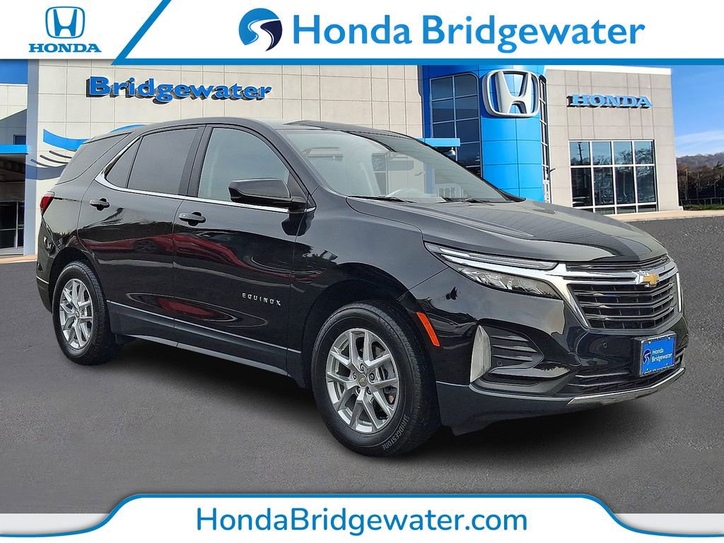 Used 2022 Chevrolet Equinox LT image 1