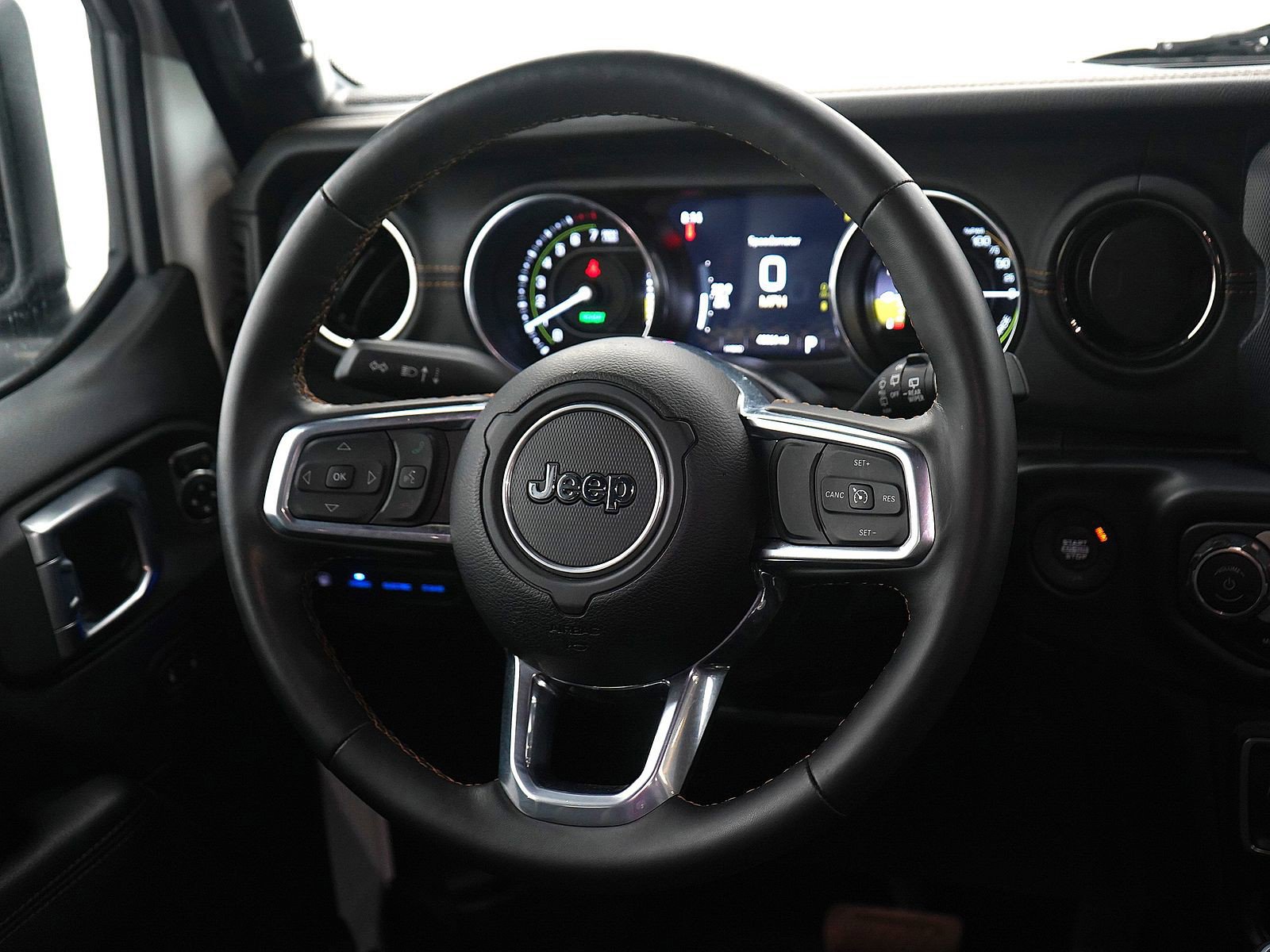 Used 2022 Jeep Wrangler Unlimited Sahara image 14