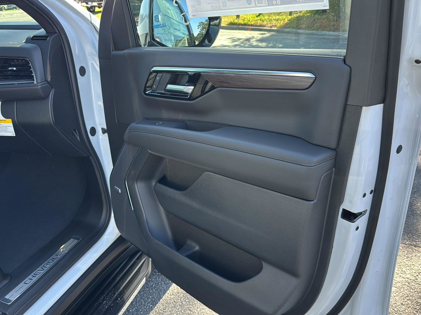 New 2026 Chevrolet Tahoe LT image 12