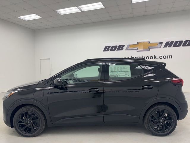 New 2027 Chevrolet Bolt RS w/ Technology Package FWD image 8