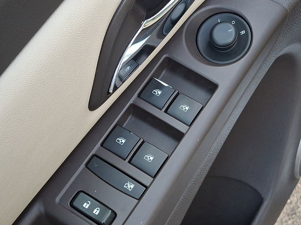 Used 2015 Chevrolet Cruze LTZ w/ Sun, Sound and Sport Package FWD image 24