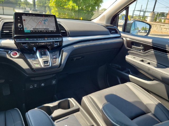 Certified 2025 Honda Odyssey Touring image 32