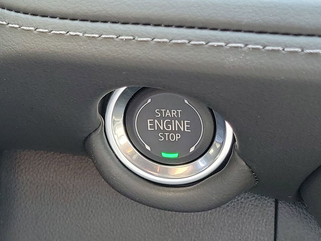 Used 2026 Chevrolet Tahoe LT w/ Comfort Package image 17