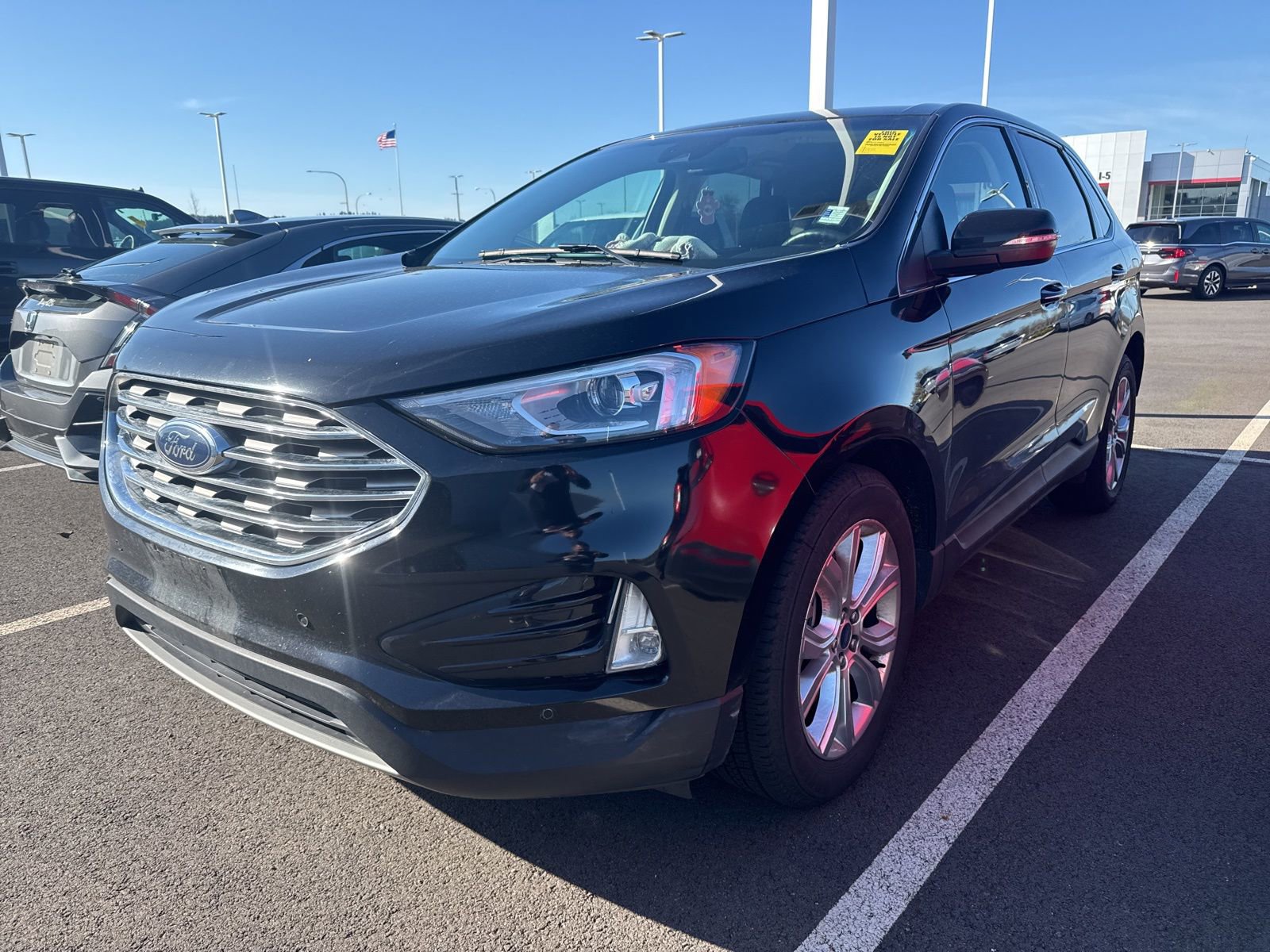 Used 2022 Ford Edge Titanium image 1