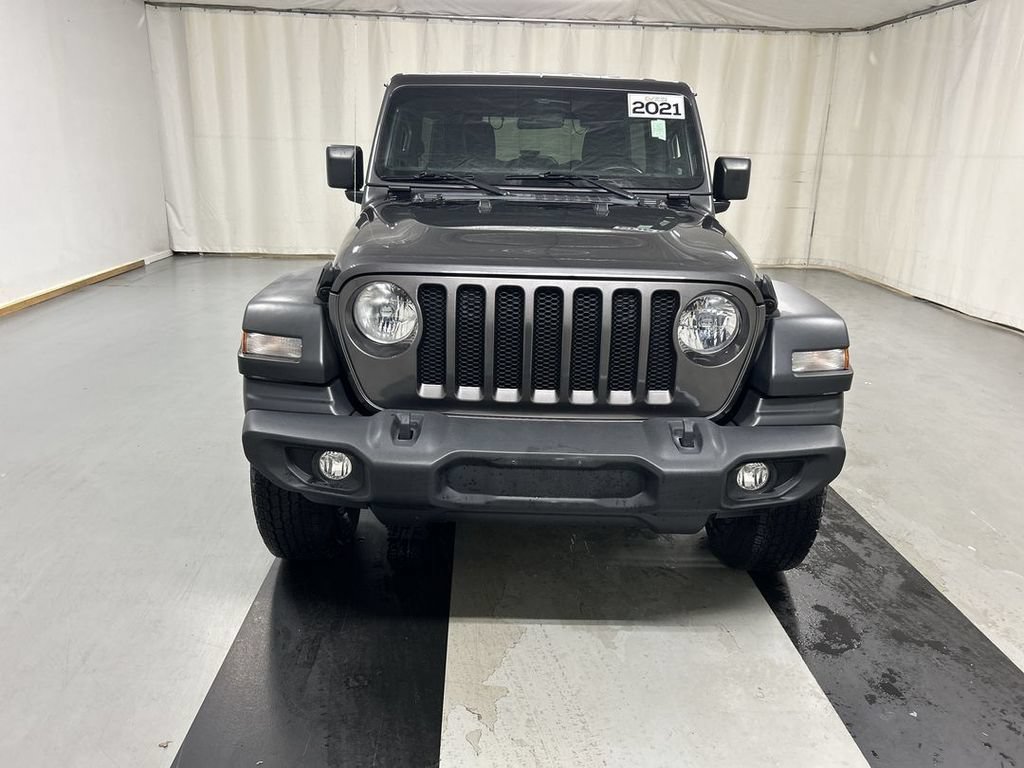 Used 2021 Jeep Wrangler Unlimited Sport AWD/4WD image 3