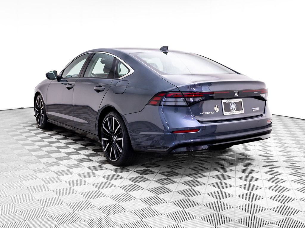 Used 2024 Honda Accord Touring image 4