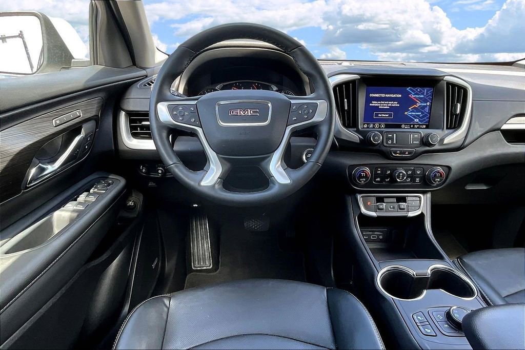 Used 2024 GMC Terrain SLT w/ Infotainment Package II AWD/4WD image 10