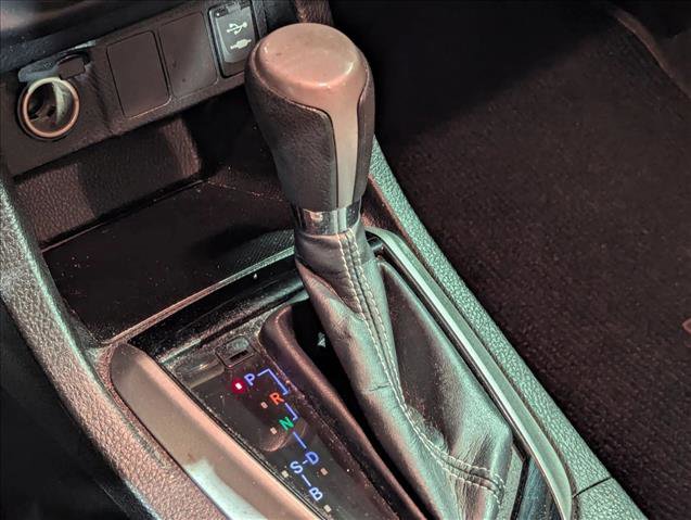 Used 2014 Toyota Corolla LE FWD image 17