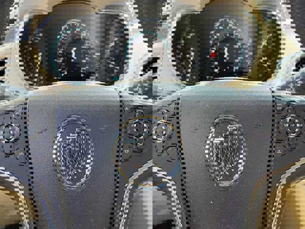 Used 2014 Buick LaCrosse Leather image 30