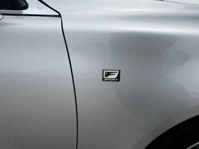 Used 2014 Lexus LS 460 w/ F Sport Package RWD image 9