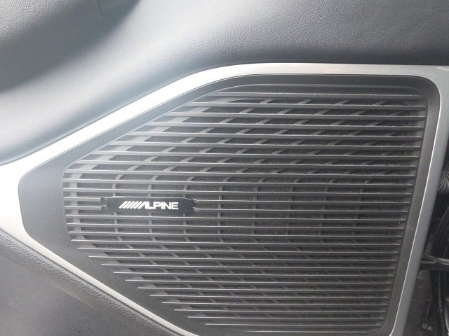 Used 2023 Jeep Wagoneer 4WD w/ Premium Group I image 9