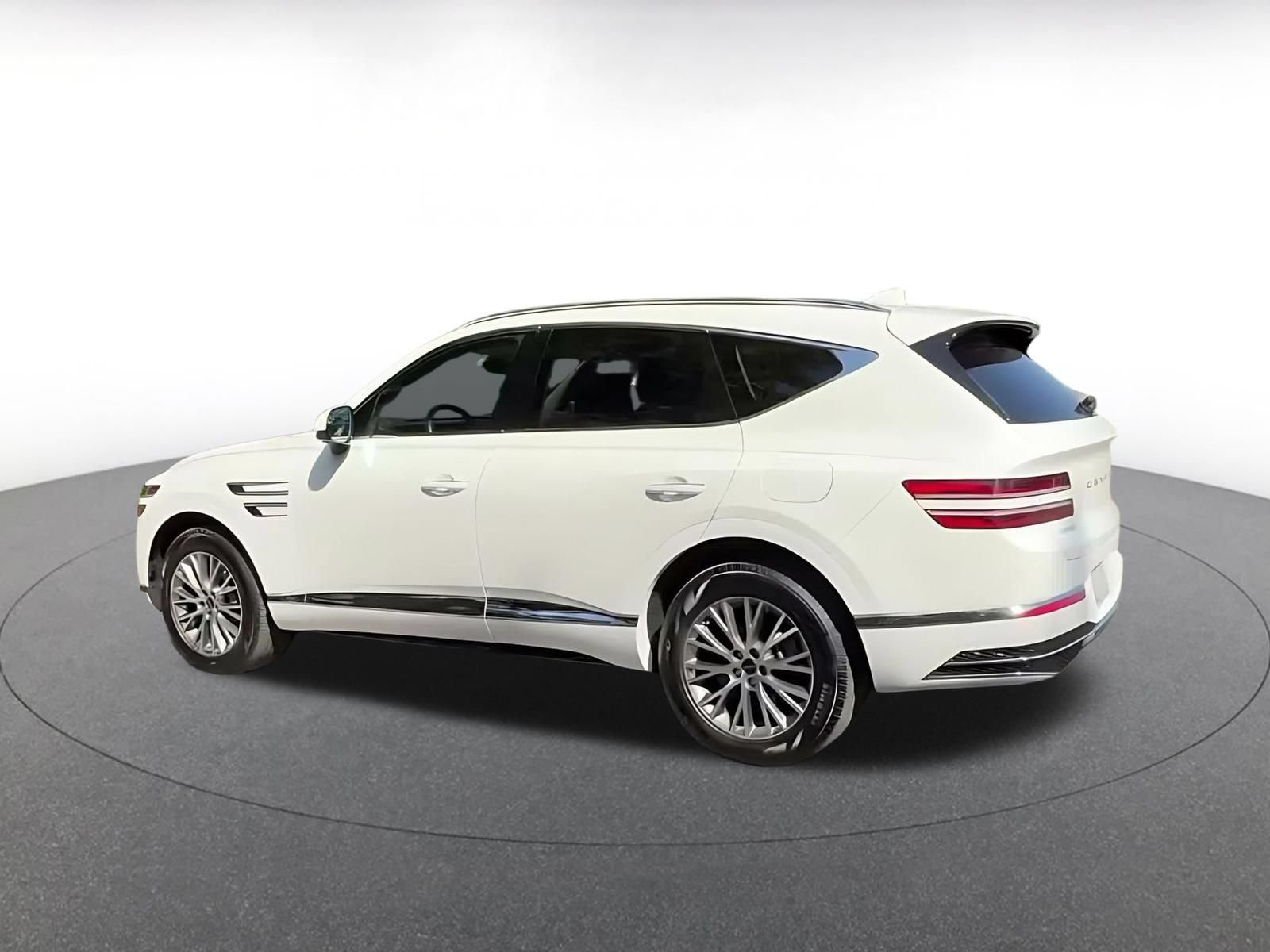 Used 2026 Genesis GV80 2.5T AWD/4WD image 8