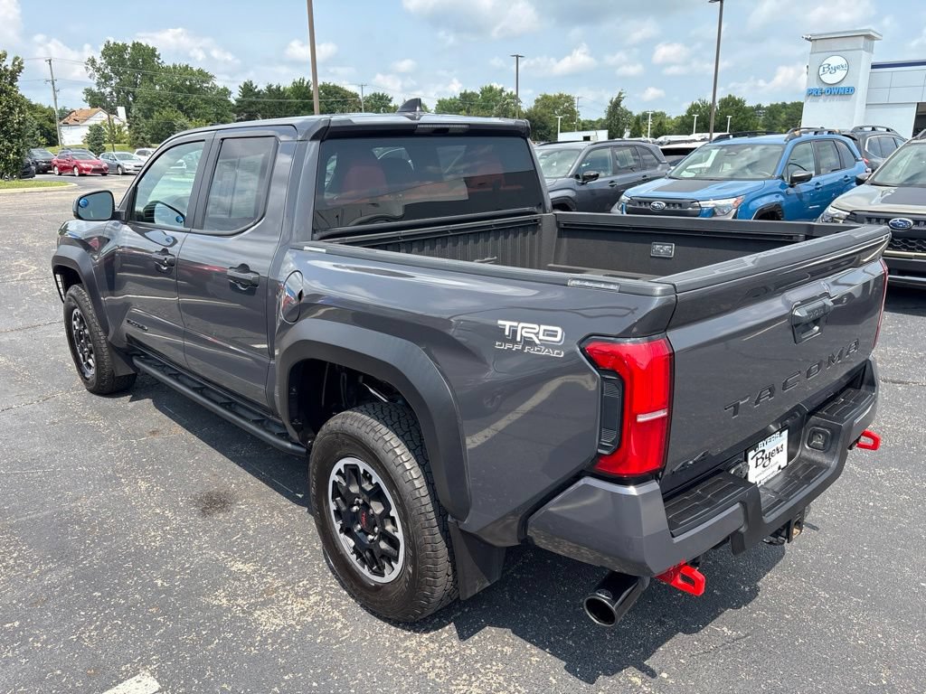 Used 2024 Toyota Tacoma TRD Off-Road AWD/4WD image 5