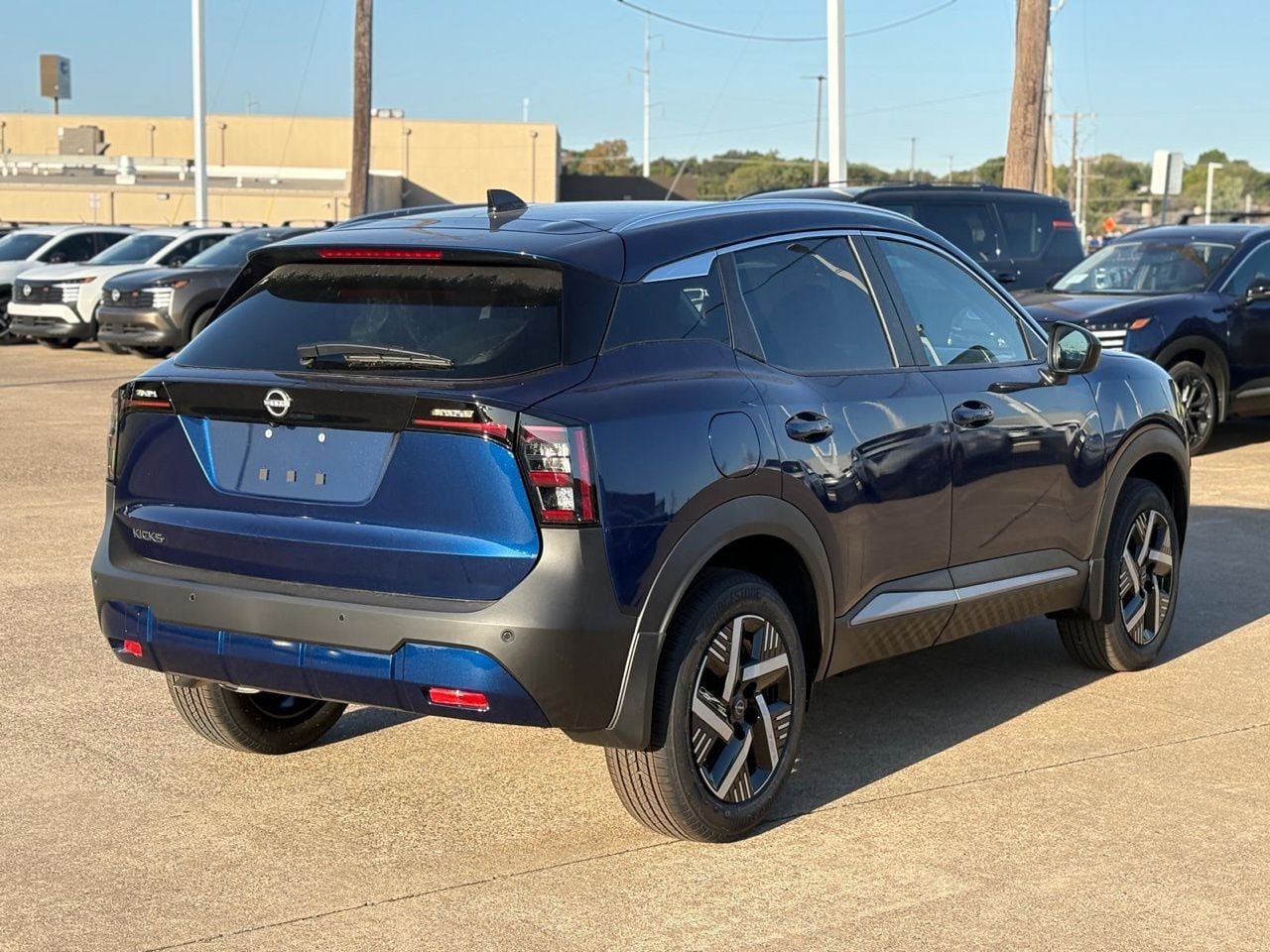 New 2026 Nissan Kicks SV w/ SV Premium Package FWD image 7