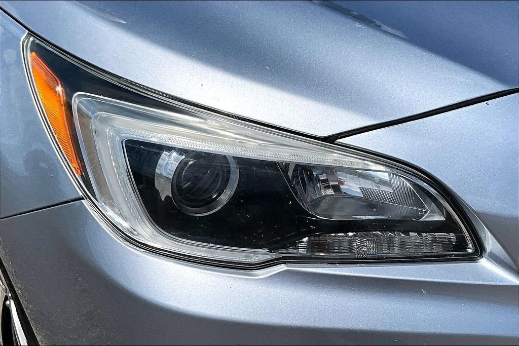 Used 2017 Subaru Legacy 2.5i Limited AWD/4WD image 28
