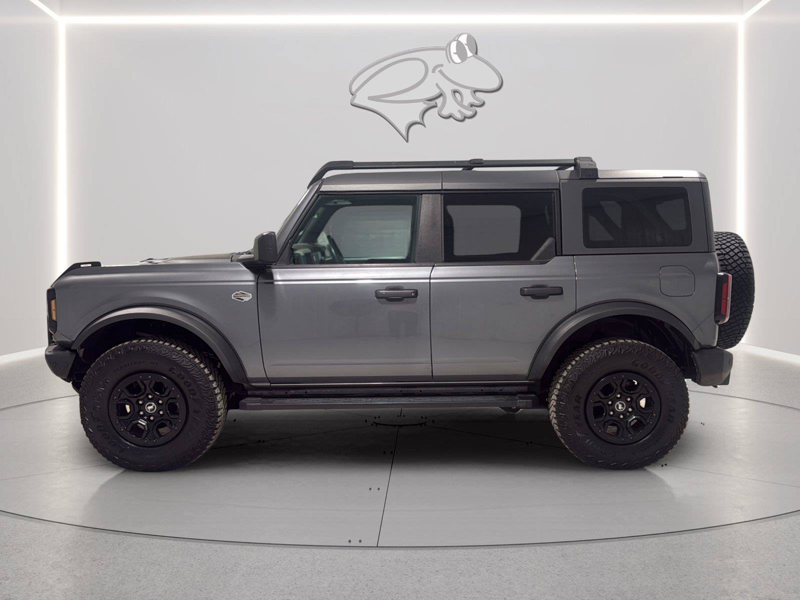 Used 2022 Ford Bronco Wildtrak AWD/4WD image 2