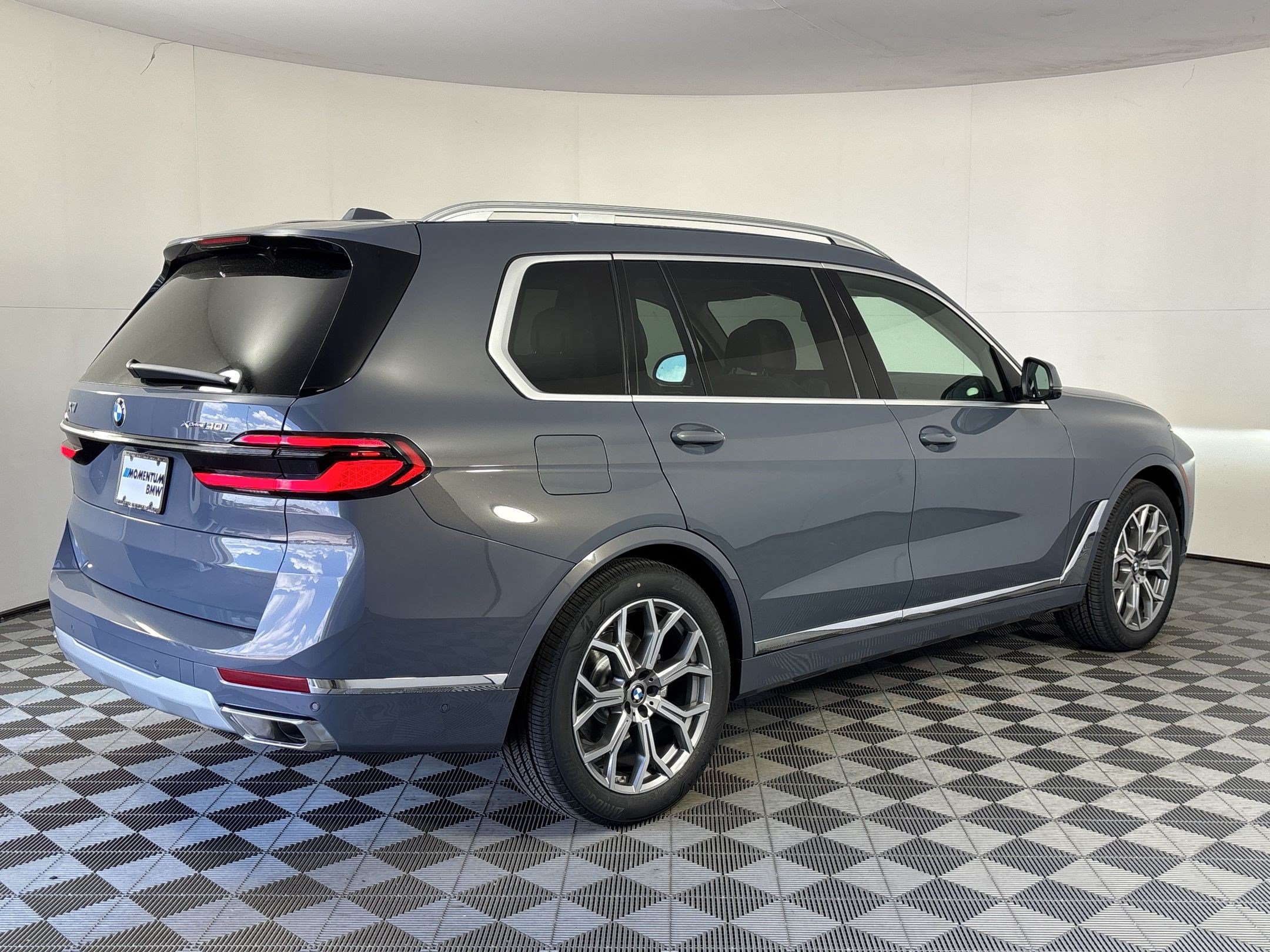 New 2027 BMW X7 xDrive40i AWD/4WD image 9