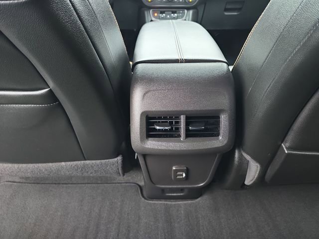 Used 2023 GMC Terrain AT4 image 25
