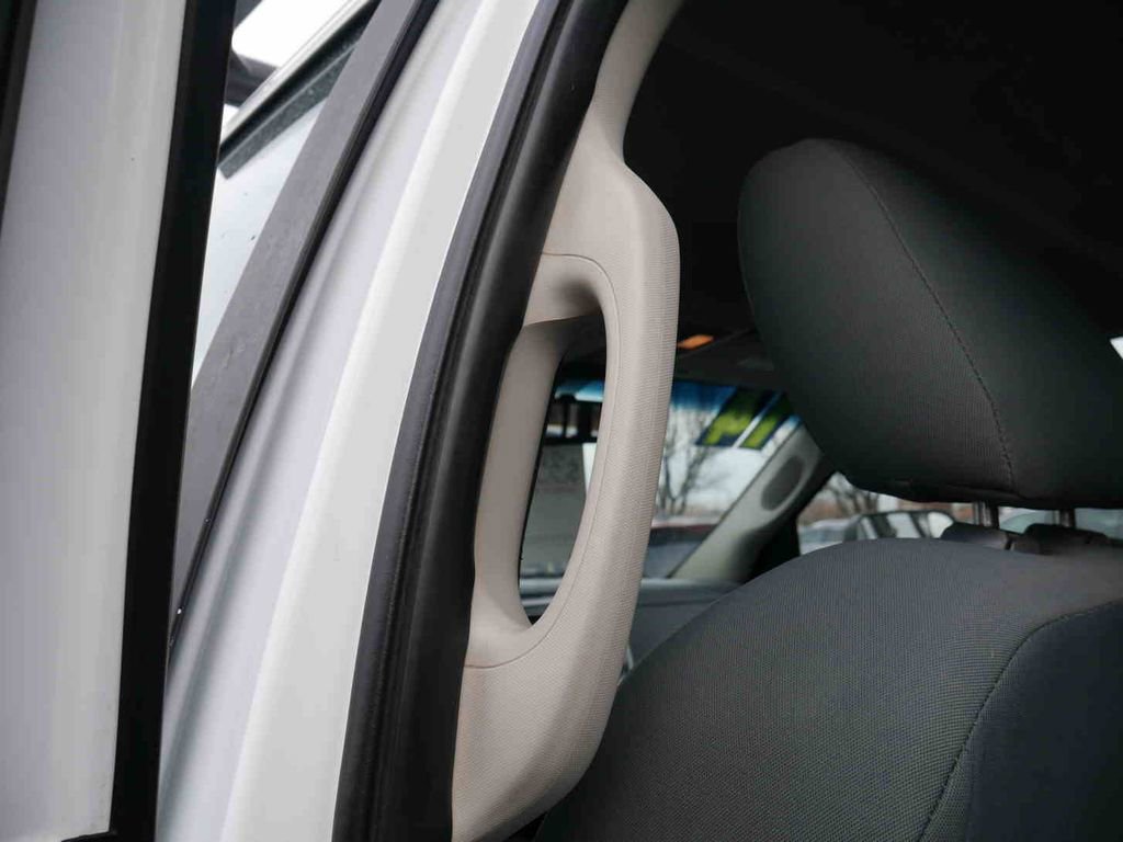 Used 2014 RAM 5500 SLT w/ Quick Order Package 29G SLT image 30