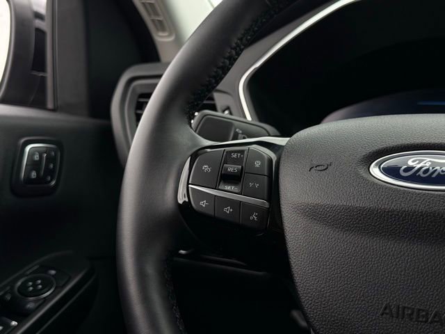Used 2025 Ford Escape Platinum image 10