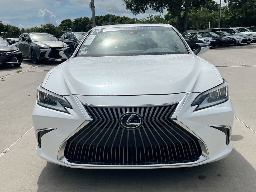 Used 2019 Lexus ES 350 w/ Accessory Package 2 FWD image 2