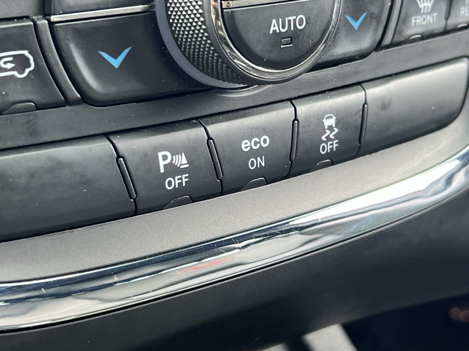 Used 2015 Dodge Durango R/T w/ Premium Nappa Leather Group AWD/4WD image 42