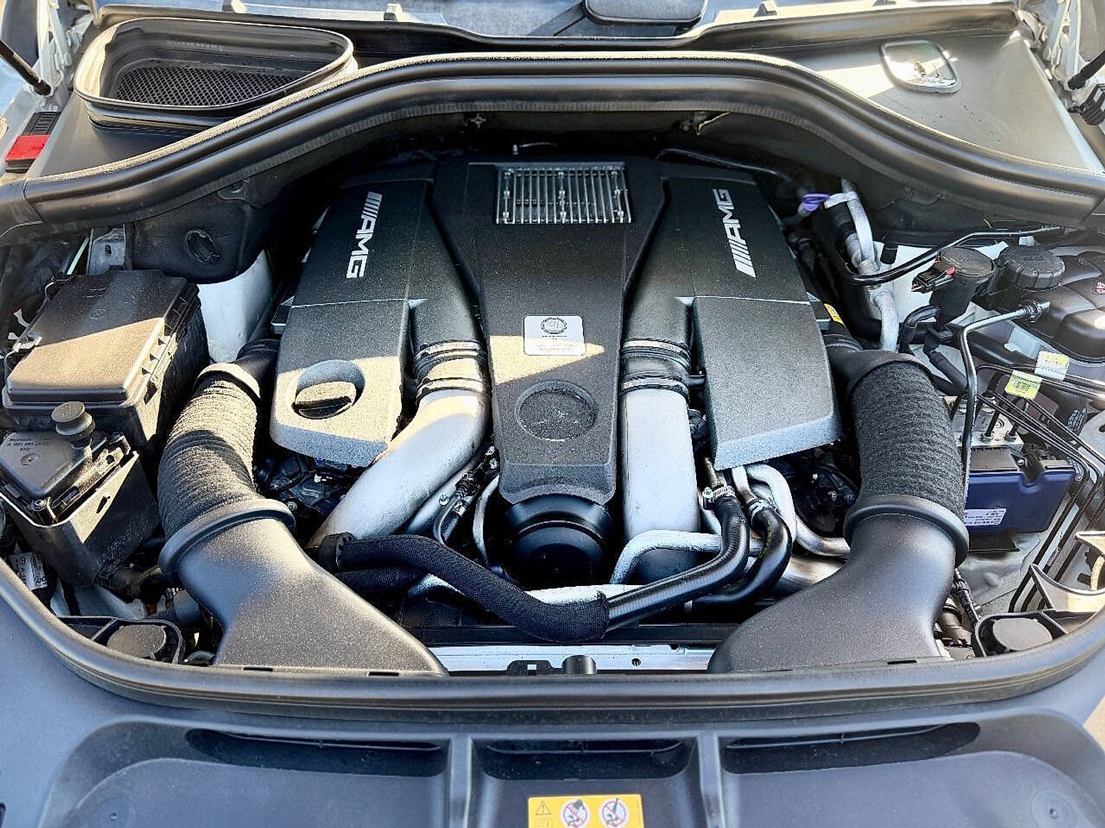 Used 2014 Mercedes-Benz GL 63 AMG 4MATIC image 33