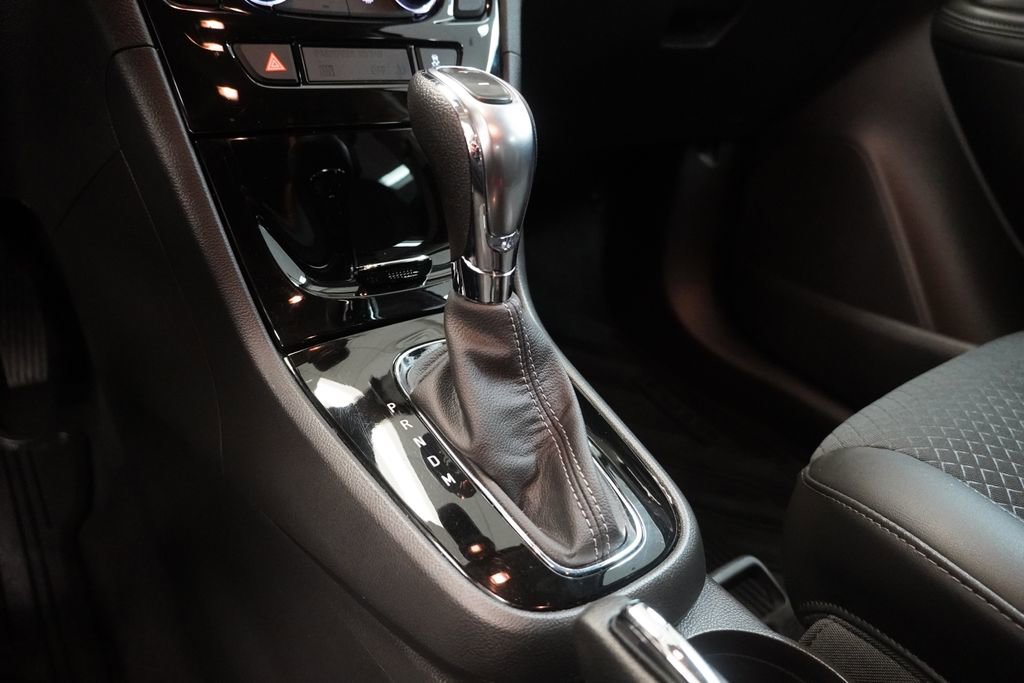 Used 2022 Buick Encore Preferred w/ Safety Package image 8