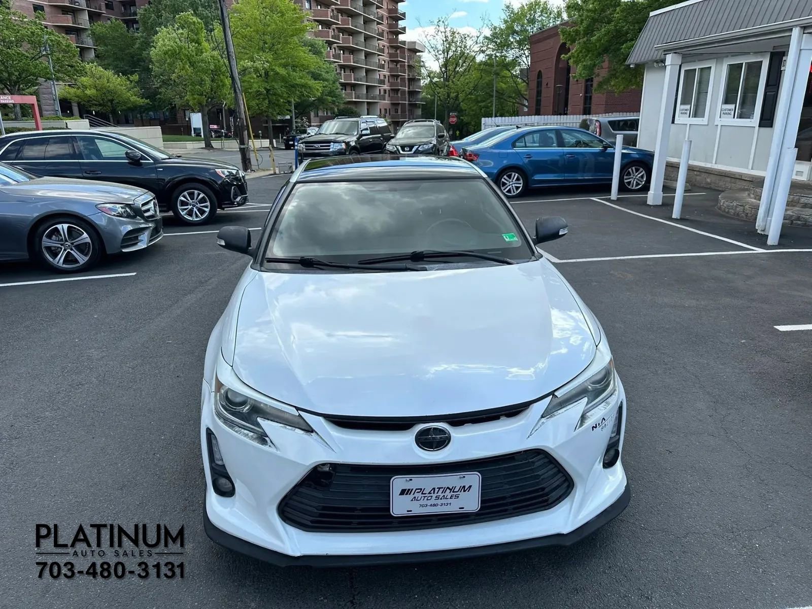 Used 2015 Scion tC image 4