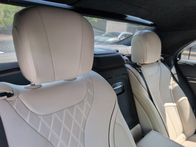Used 2019 Mercedes-Benz S 560 Sedan w/ AMG Line Exterior image 23