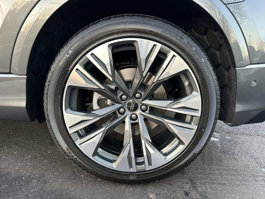 New 2026 Audi Q8 Premium Plus image 10