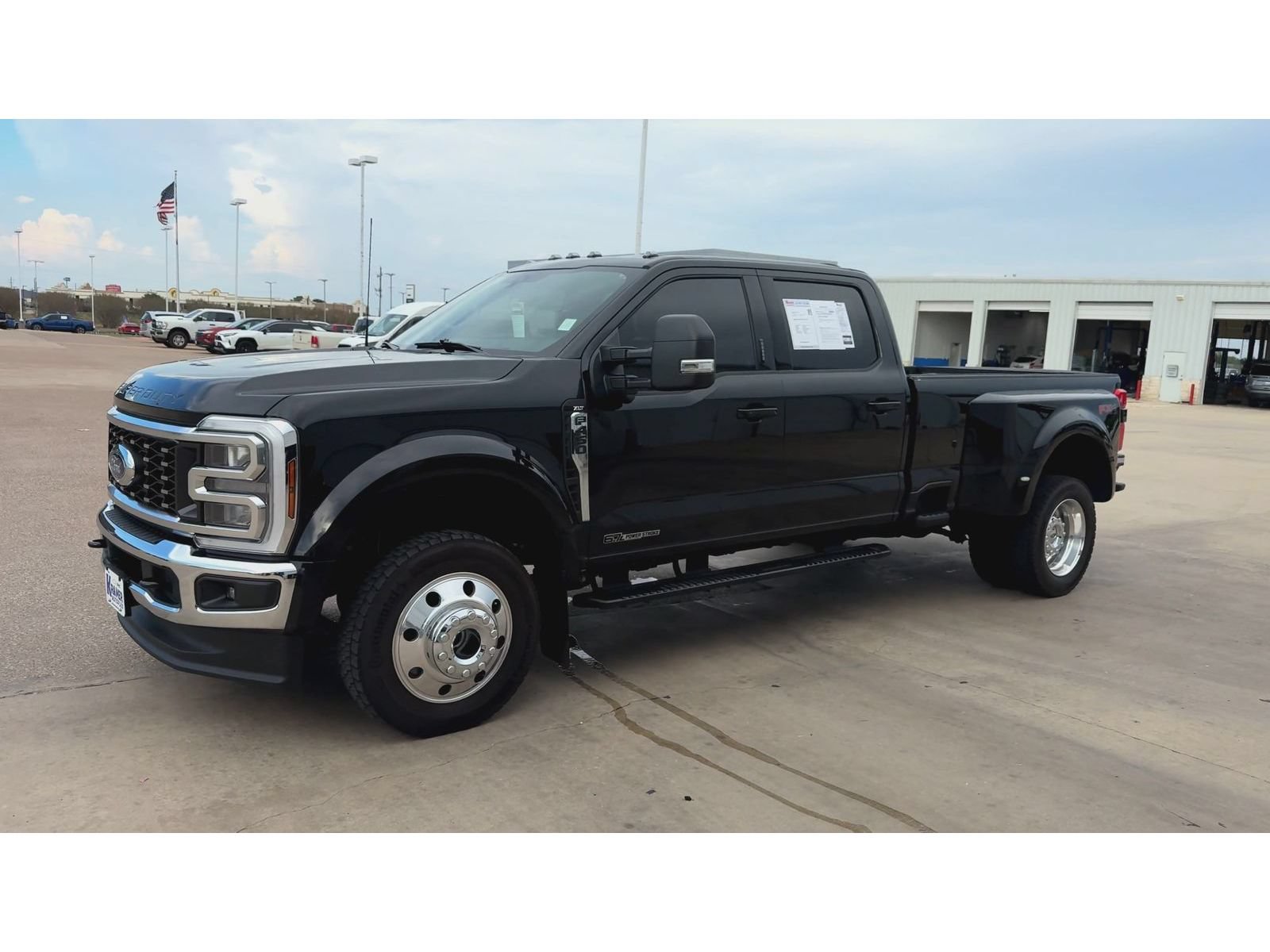 Used 2026 Ford F450 XLT w/ XLT Premium Package AWD/4WD image 4