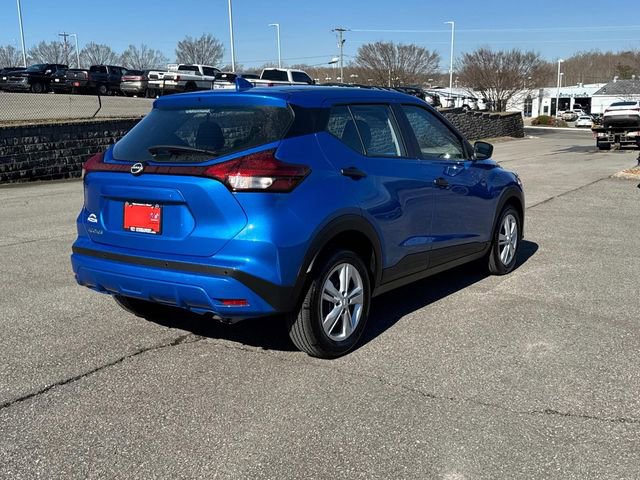 Certified 2025 Nissan Kicks Play S image 5