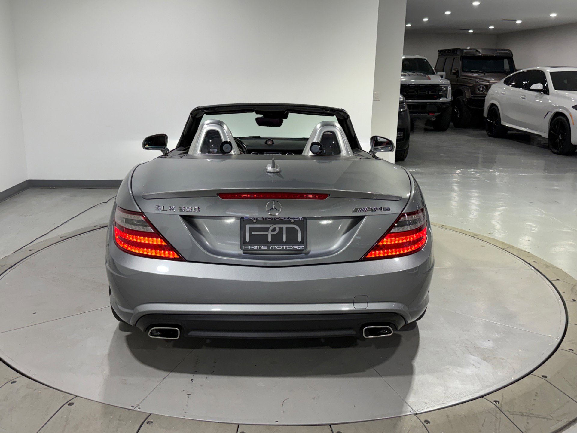 Used 2015 Mercedes-Benz SLK 350 image 24