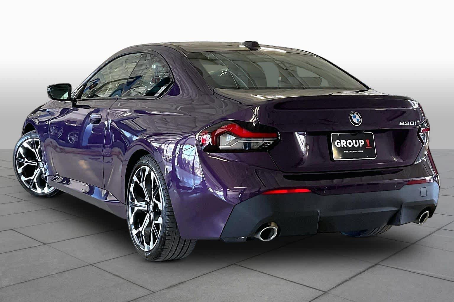 Used 2025 BMW 230i Coupe RWD image 11