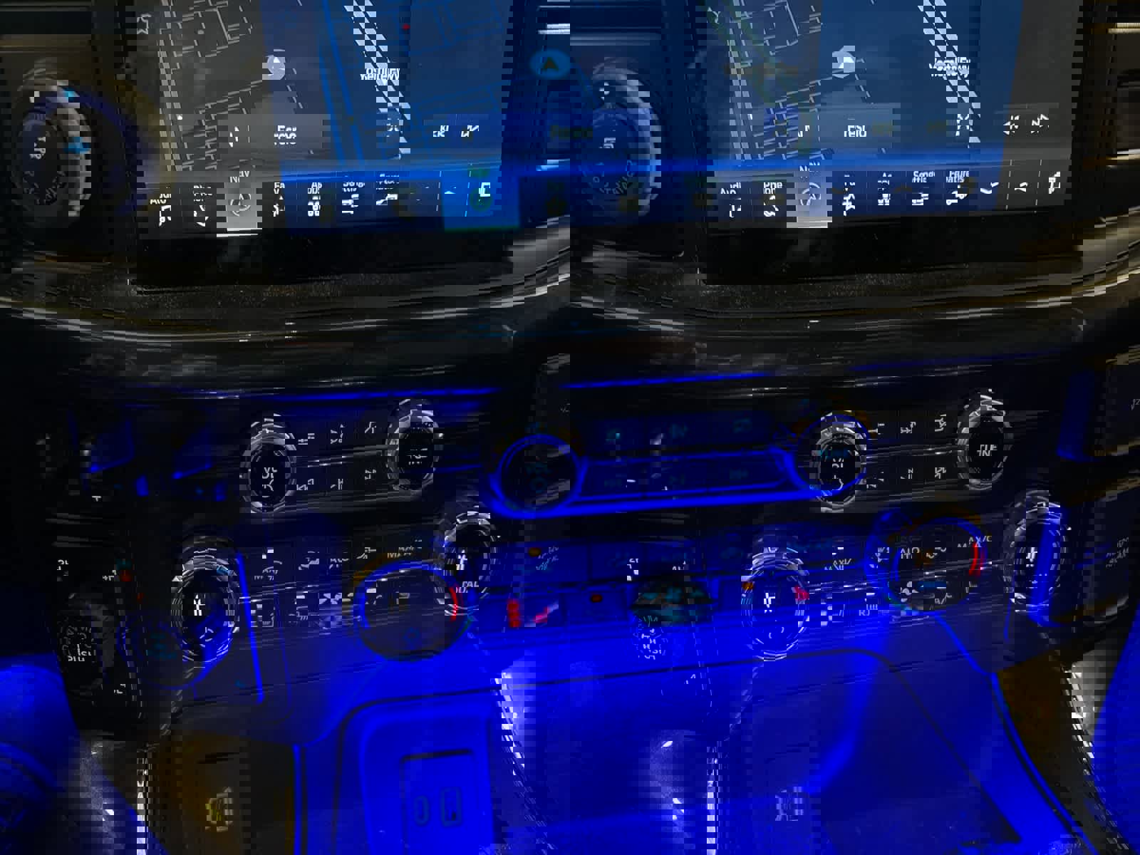 Used 2021 Ford F150 XLT w/ Equipment Group 302A High image 28