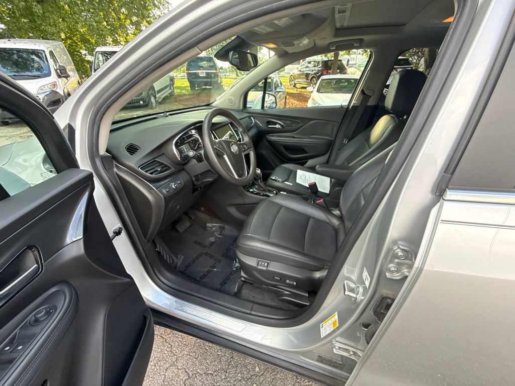 Used 2017 Buick Encore Essence w/ Experience Buick Package FWD image 14