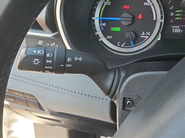 Used 2023 Toyota Highlander XLE AWD/4WD image 16