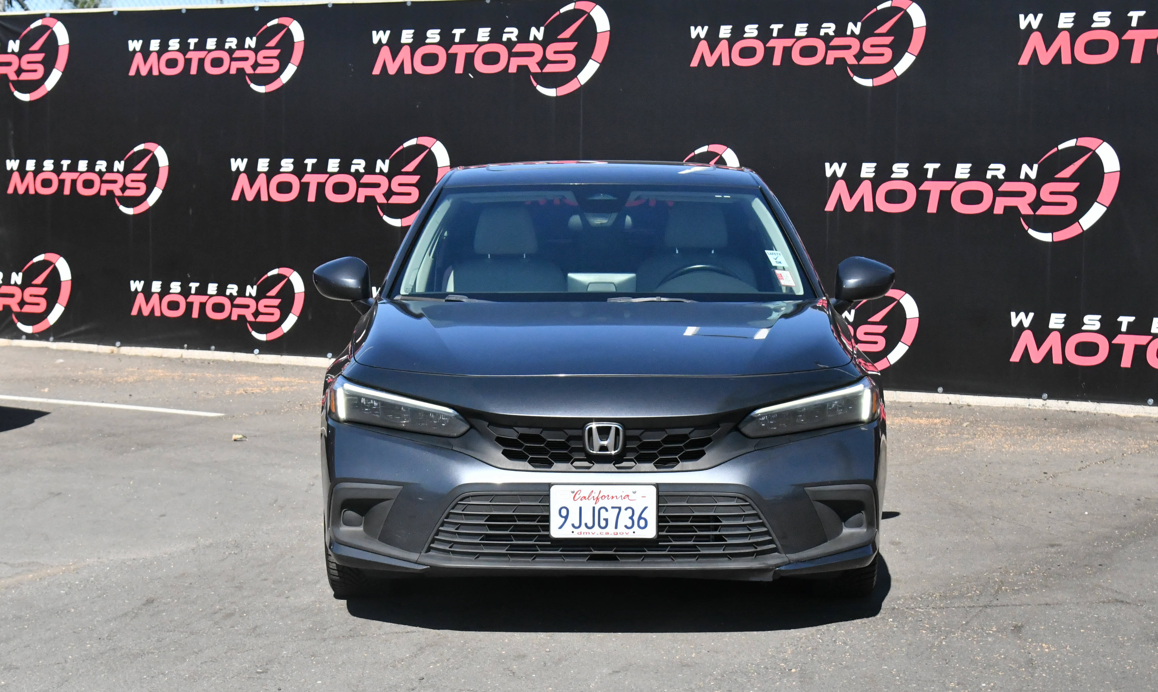 Used 2024 Honda Civic EX-L image 2