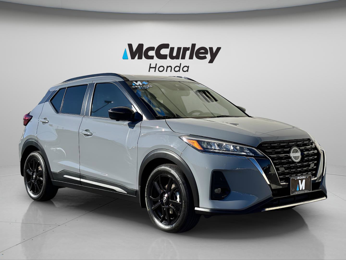 Used 2023 Nissan Kicks SR w/ SR Premium Package