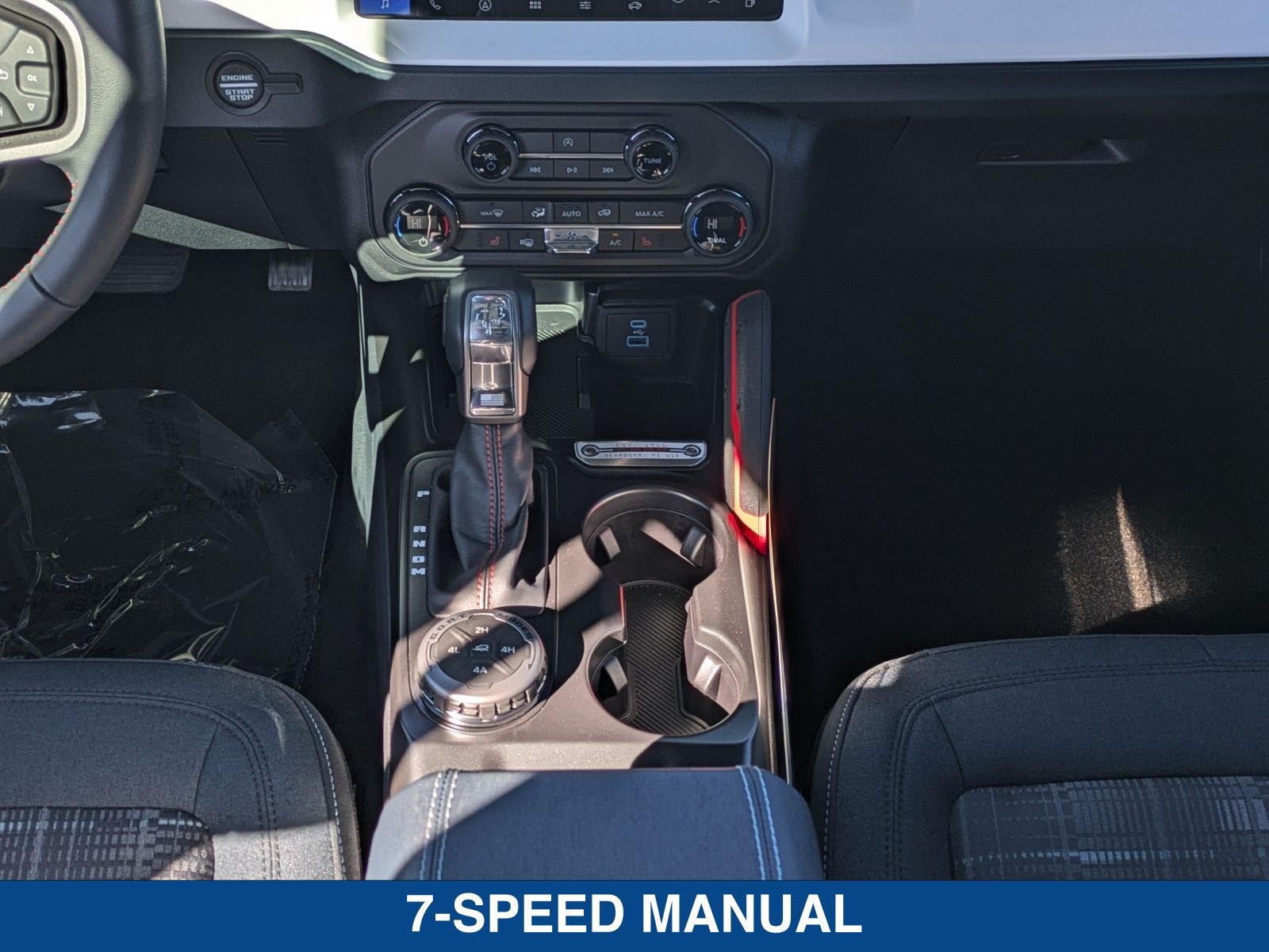 Used 2025 Ford Bronco Heritage Edition AWD/4WD image 36