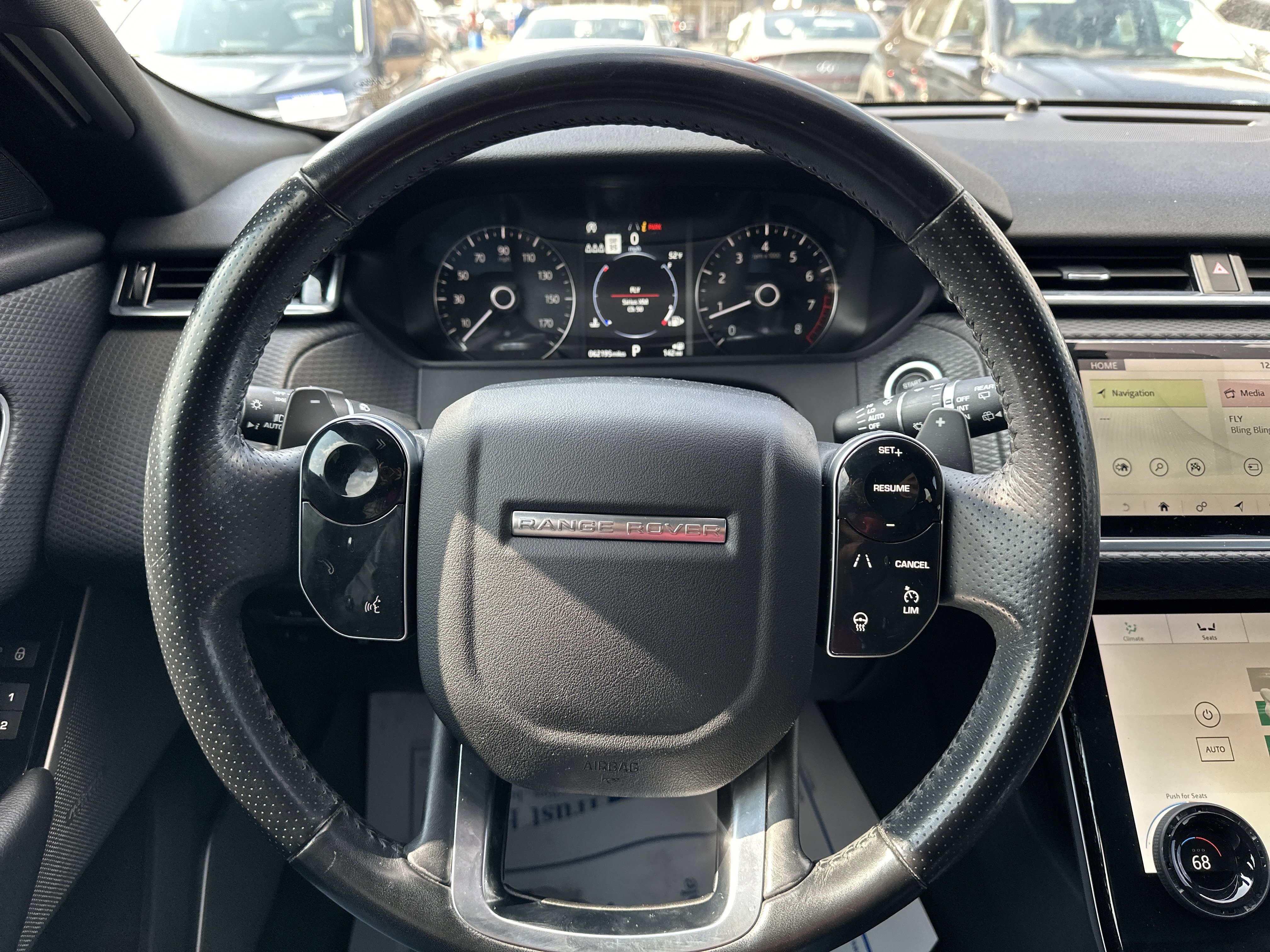 Used 2020 Land Rover Range Rover Velar S image 11