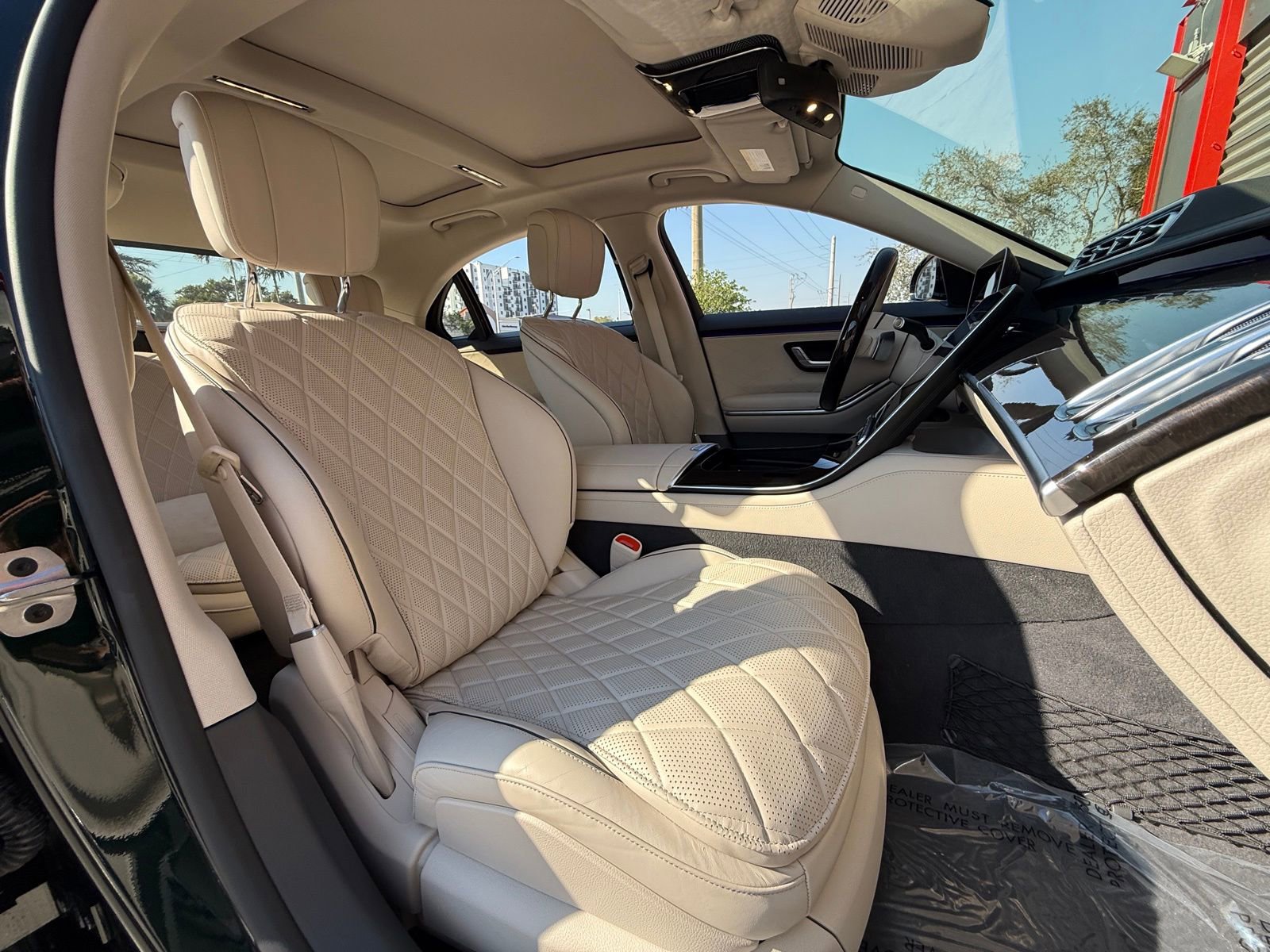 Used 2023 Mercedes-Benz S 500 4MATIC image 13