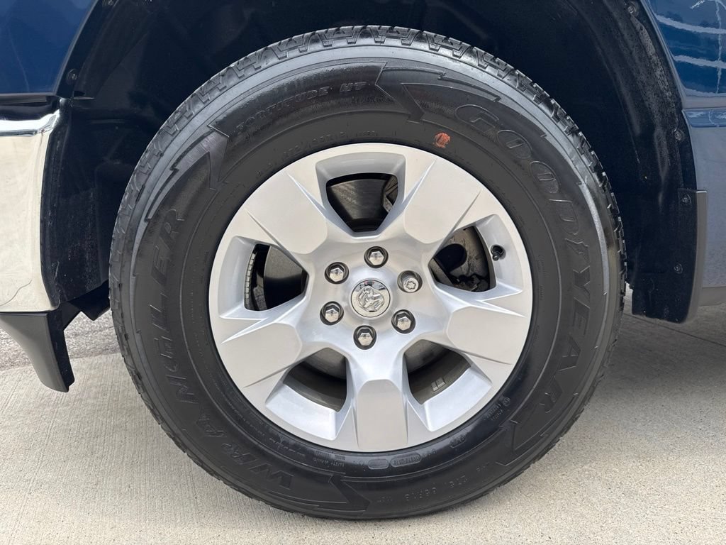 Used 2023 RAM 1500 Big Horn AWD/4WD image 39